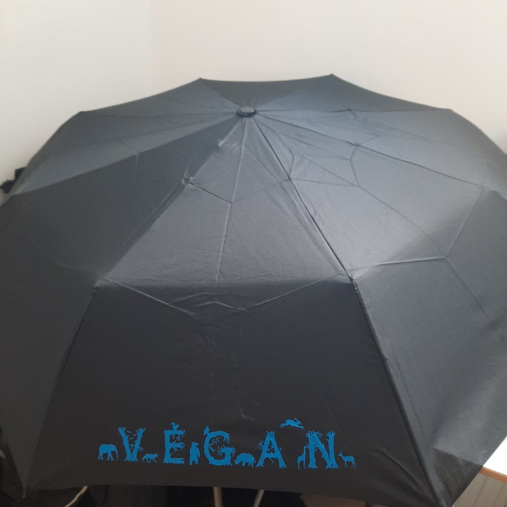 Regenschirm mit Statement