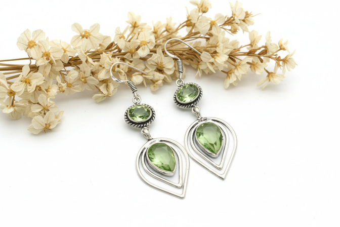 Peridot-Ohrringe
