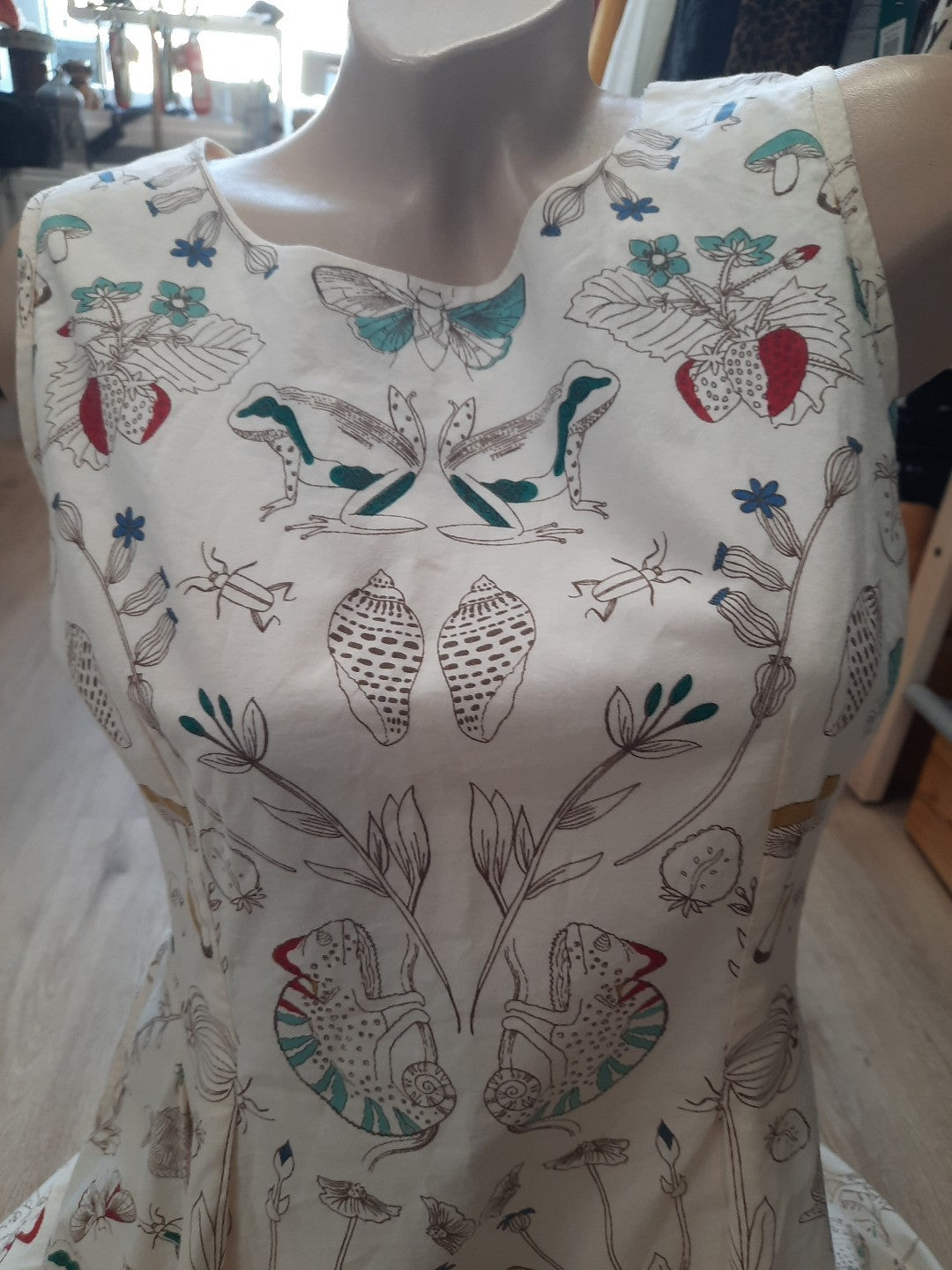 Yumi Kleid Froschbienenschildkröte Pilze Ausgefallen 1