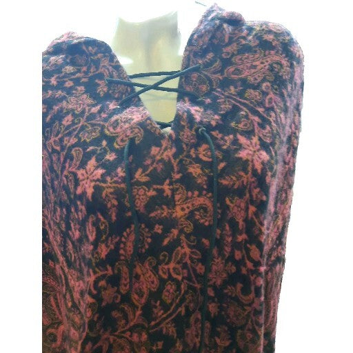 Poncho von Tweedy Clothing Recycling Plastikflaschen Handmade Zipfelmütze 1