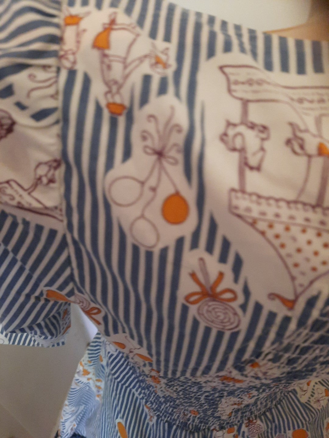Blutsgeschwister Kleid Karussell Luftballons Pferd 14