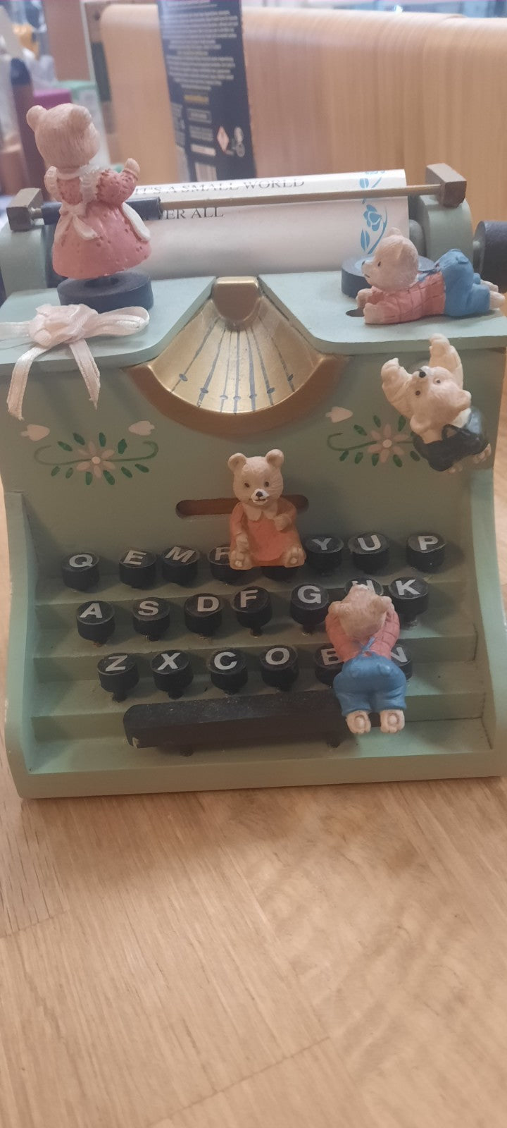 Spieluhr vintage Schreibmaschine  Bewegliche Bären3