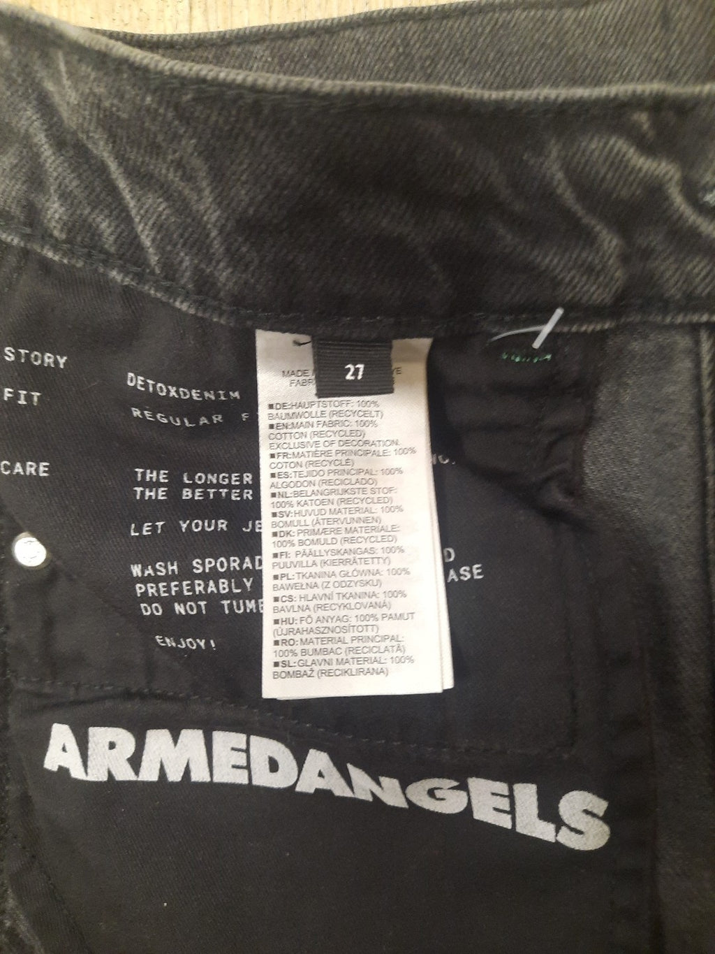Armedangels DENIM SHORT  aus recycelter Baumwolle Bermuda high waist detoxdenim22