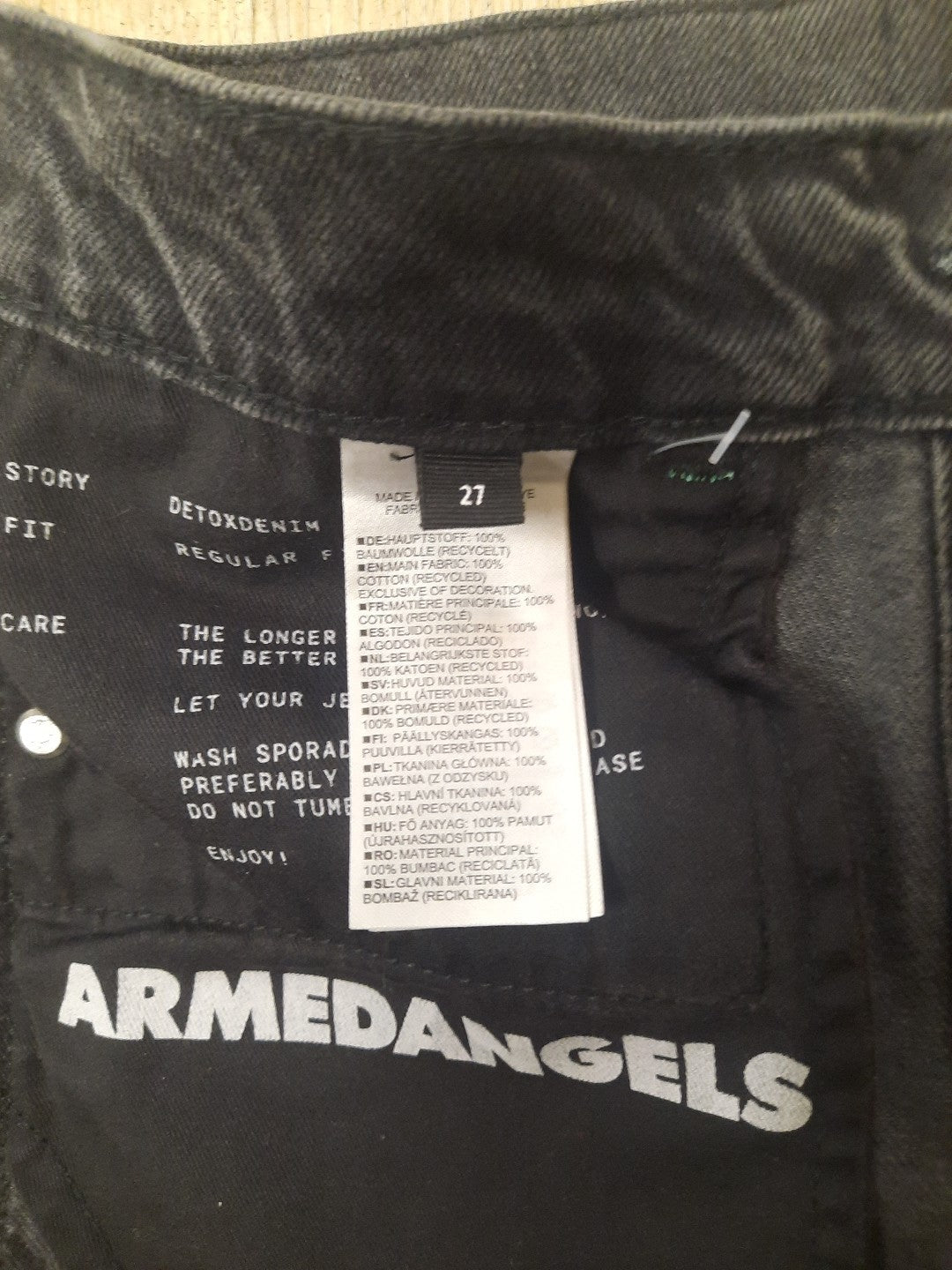 Armedangels DENIM SHORT  aus recycelter Baumwolle Bermuda high waist detoxdenim22