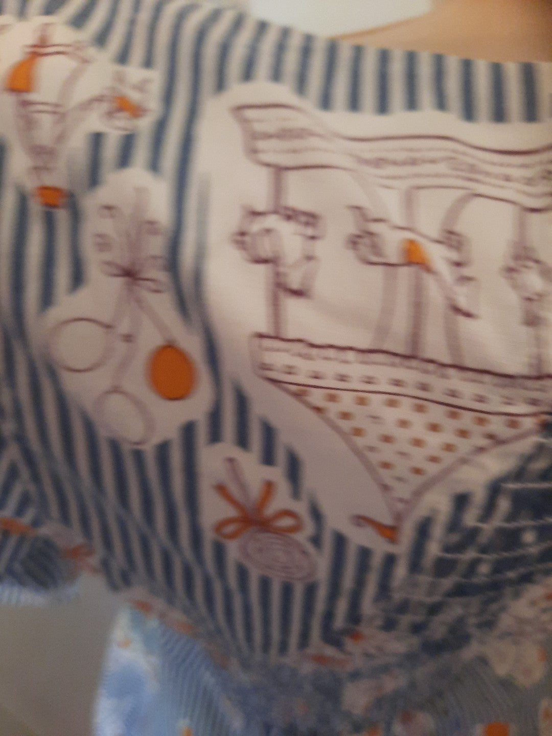 Blutsgeschwister Kleid Karussell Luftballons Pferd 13
