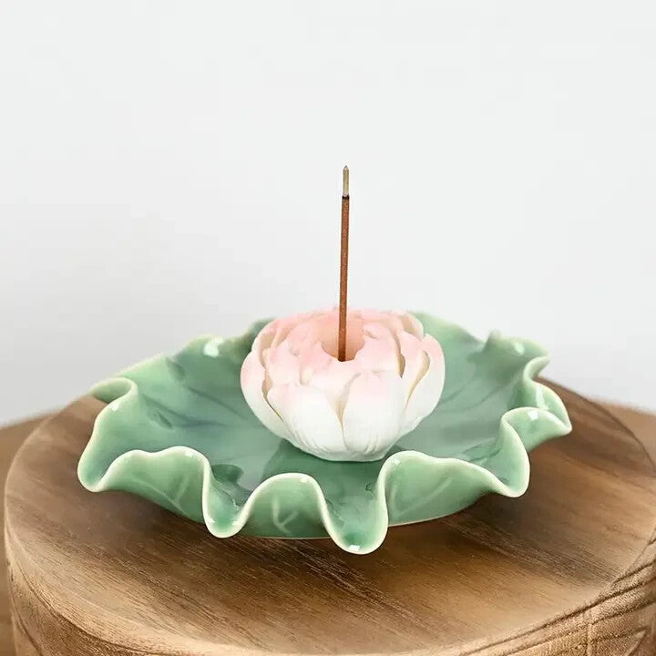 Yoga Karma KeramikRäuchergefäß „Lotus Flower“0