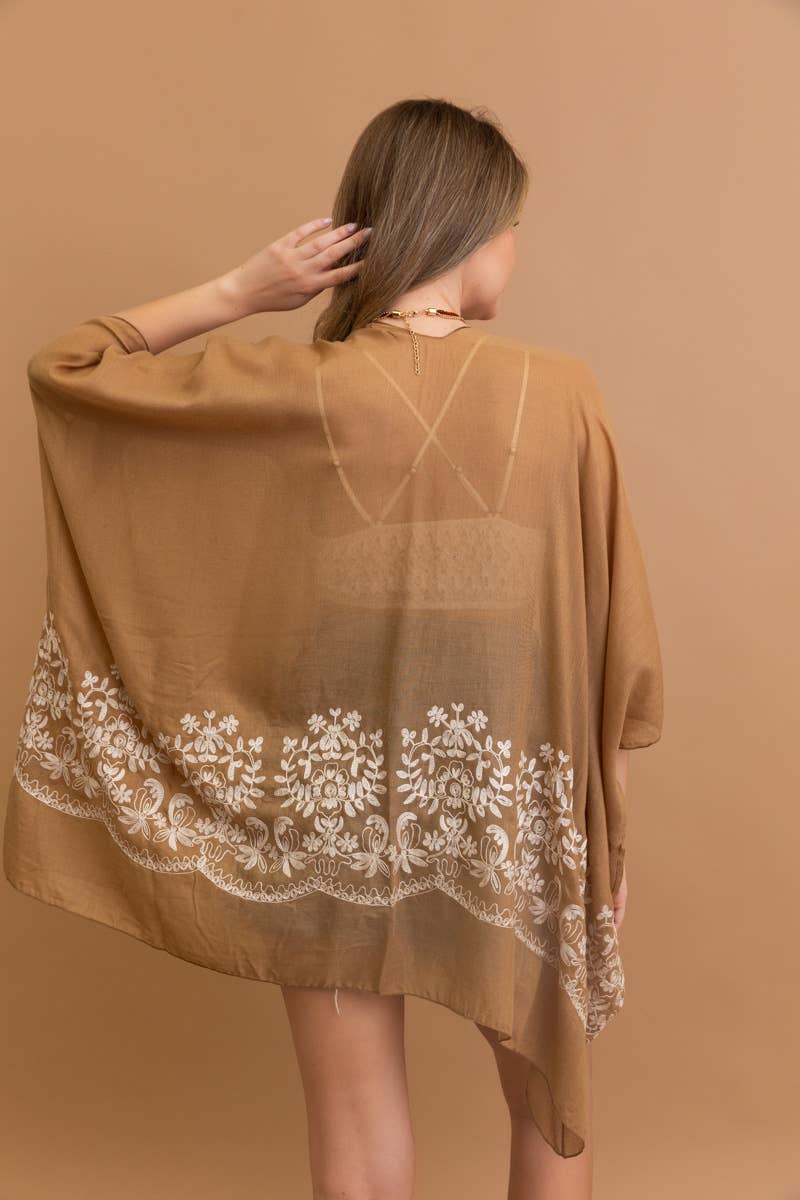 Kimono mit Blumenstickerei im Boho-Chic-Stil | Stitch Detail 🌼