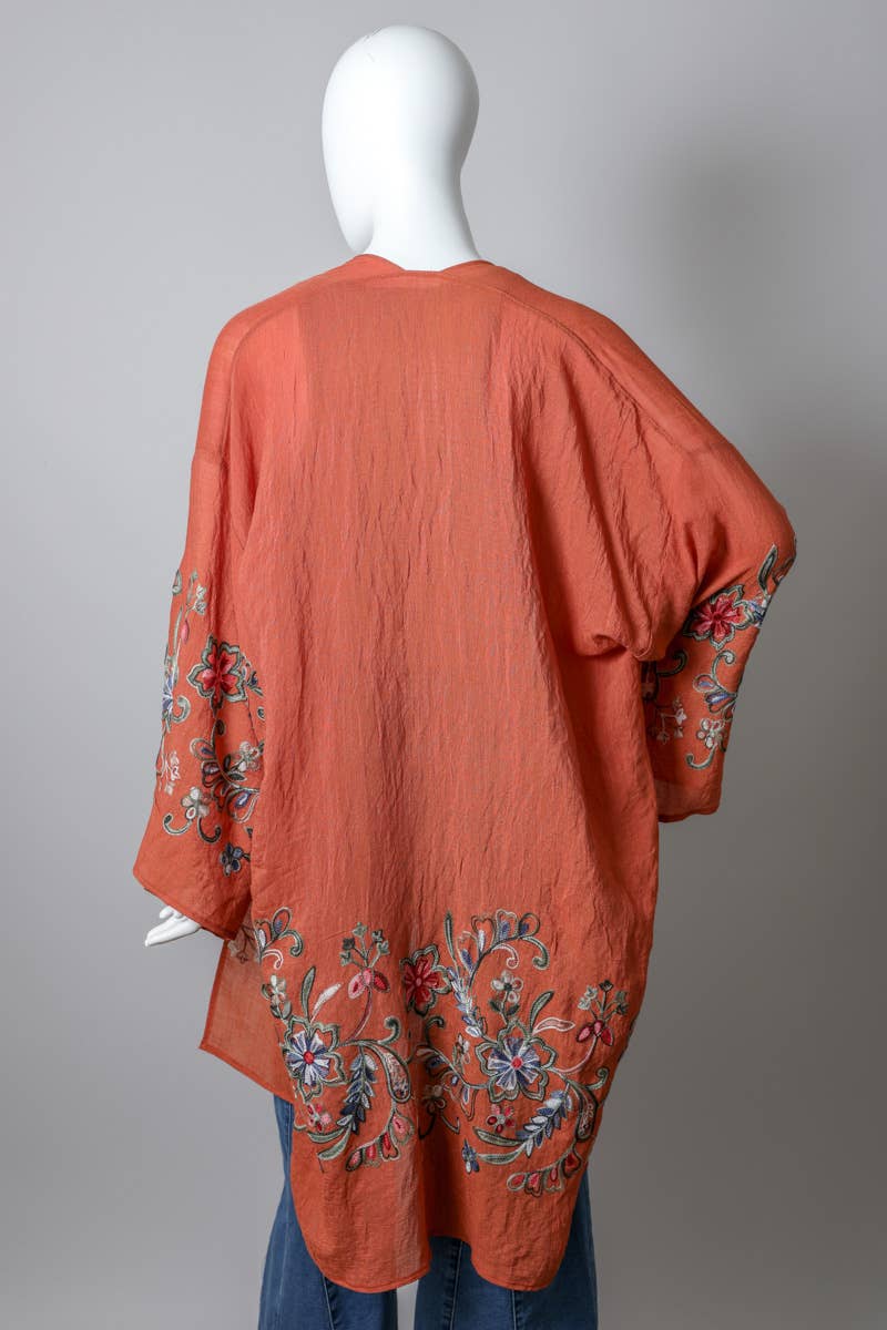 Schicker Blumenkimono in voller Länge — Vielseitiges Kleidungsstück im Lagenlook 🌼