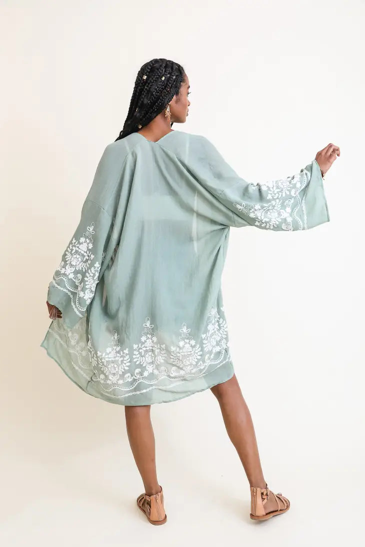 LETO ACCESSOIRES leichter Kimono