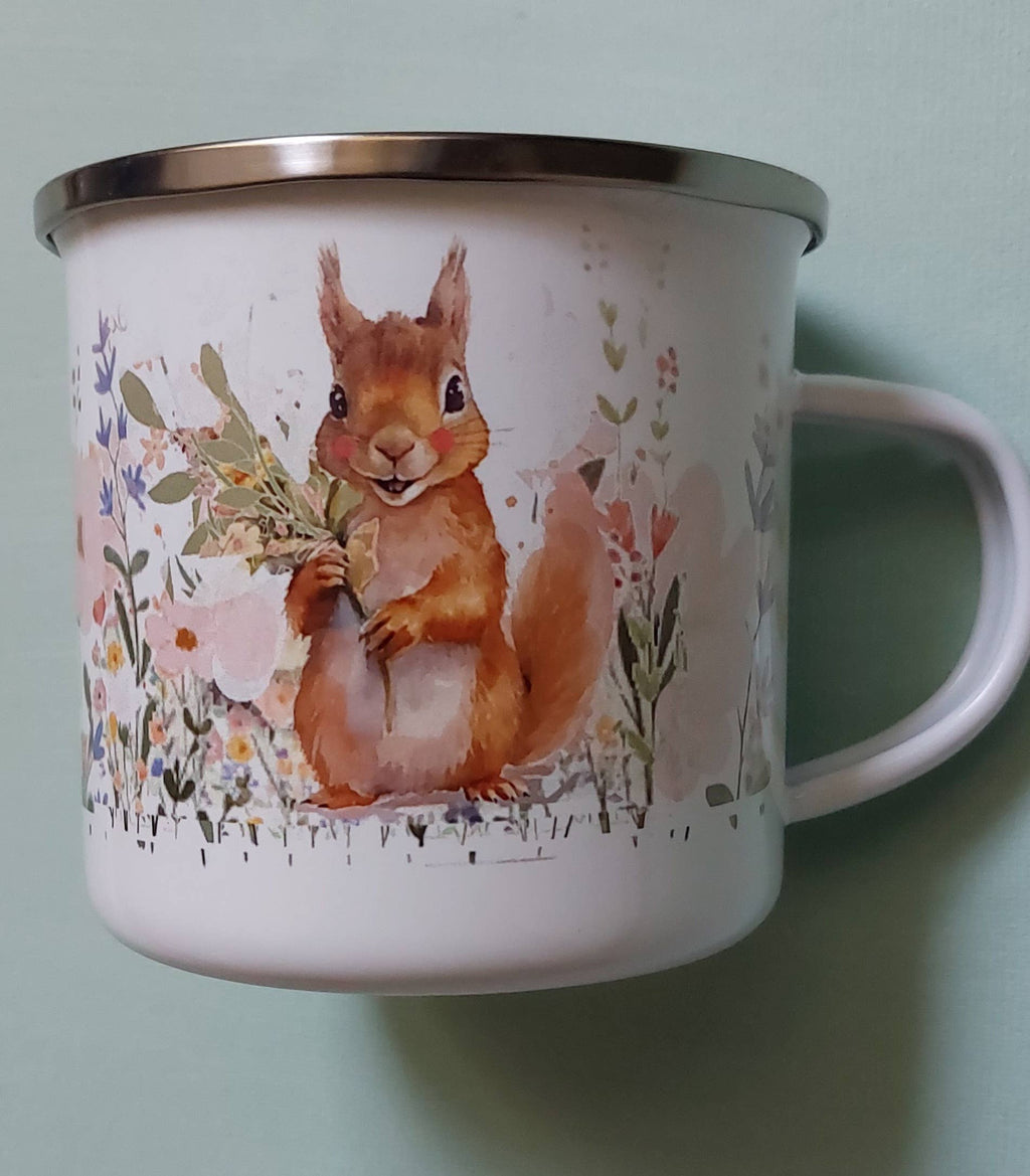 Meisie Berlin  Eichhörnchen Emile Tasse
