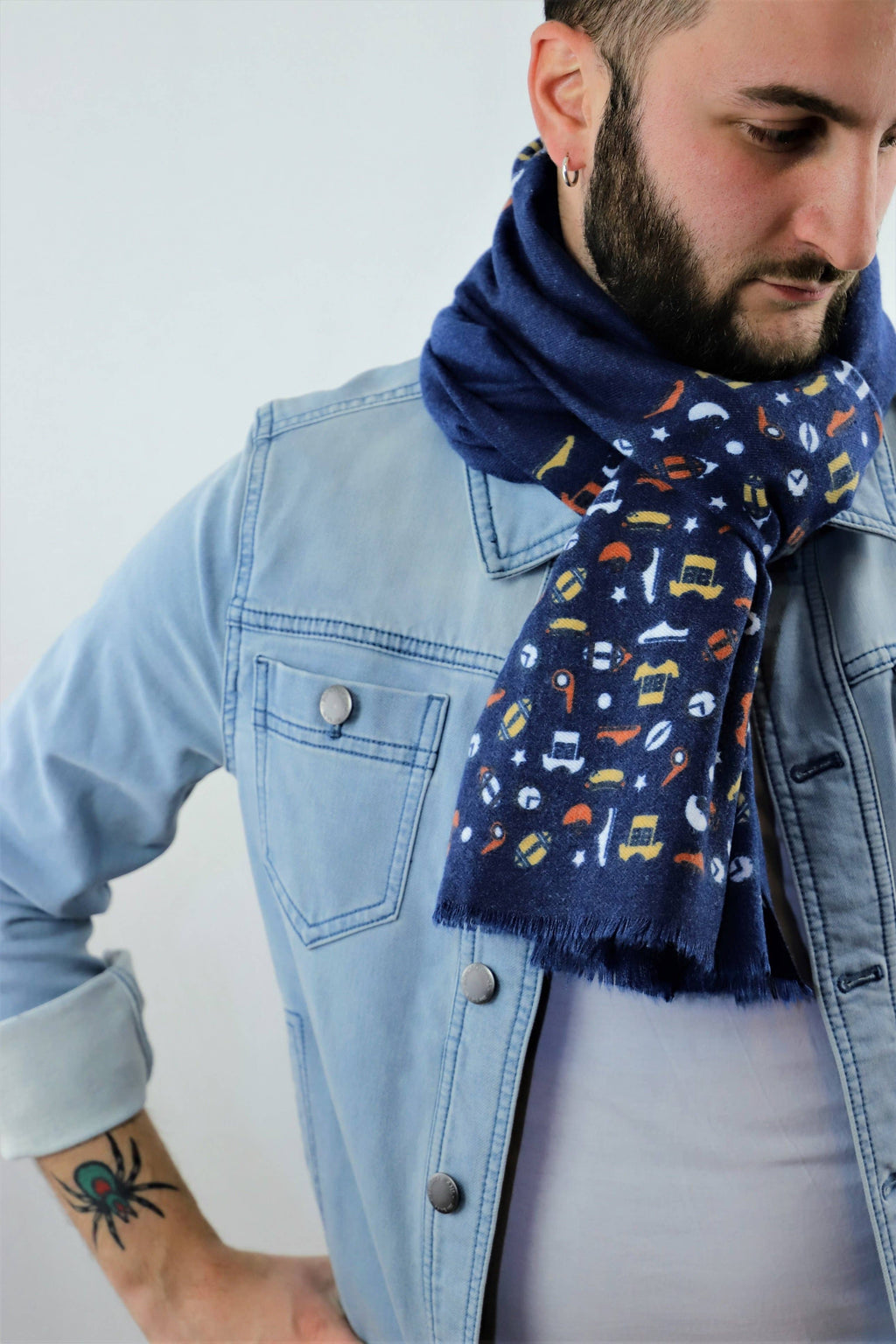 Warmer Baumwollschal für Herren mit sportlichem Design in Blau