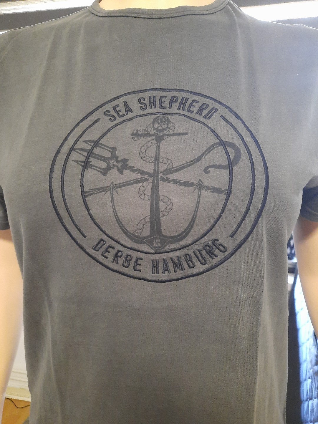 Sea Shepherd Derbe T-Shirt Gr XXL